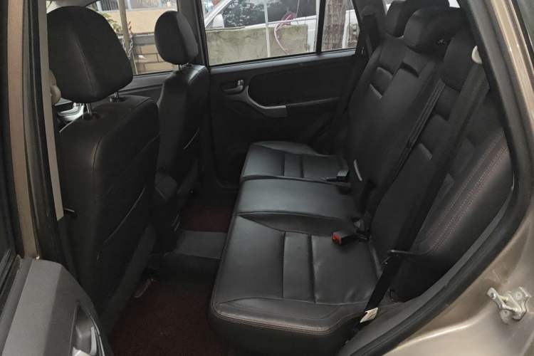 Used Chery Tiggo 3 2014 1.6L Manual Zhishang Edition Left Rear Seat