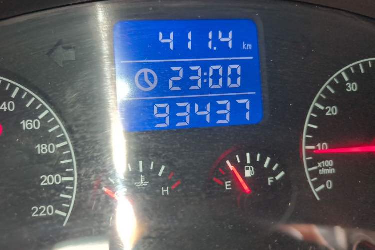 Used Chery Tiggo 3 2014 1.6L Manual Zhishang Edition Odometer Close Up