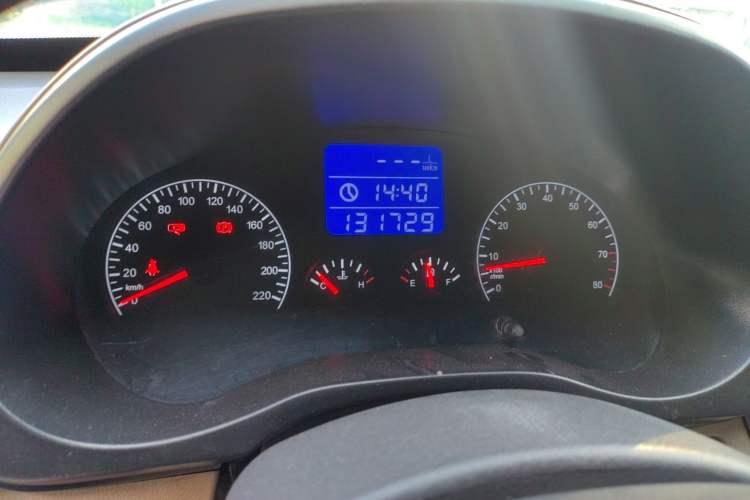 Used Chery Tiggo 3 2014 1.6L Manual Fashion Edition Odometer Close Up