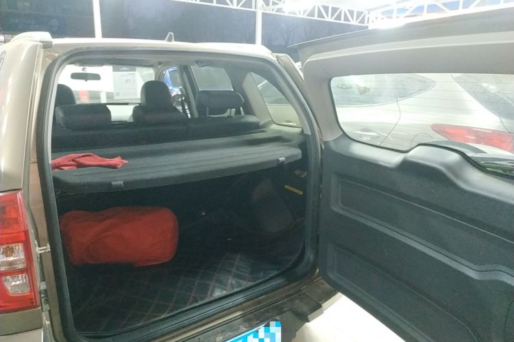 Used Chery Tiggo 3 2014 1.6L Manual Zhishang Edition Trunk