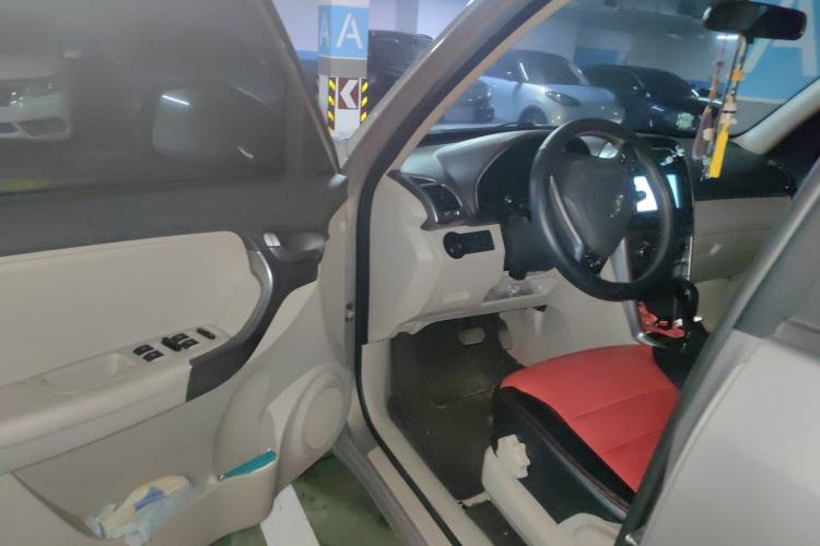 Used Chery Tiggo 3 2014 1.6L CVT Fashion Edition Interior 3