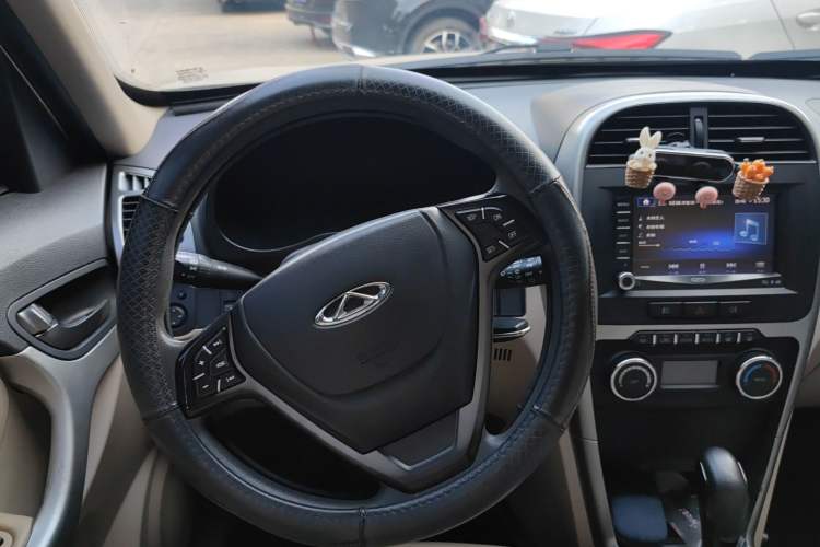 Used Chery Tiggo 3 2014 1.6L CVT ZhiShang Edition Steering Wheel