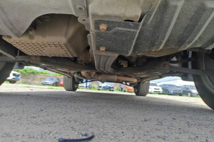 Used Chery Tiggo 3 2014 1.6L Manual Zhishang Edition Chassis Front