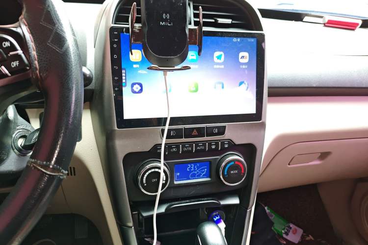 Used Chery Tiggo 3 2014 1.6L CVT ZhiShang Edition Audio And AC Panel