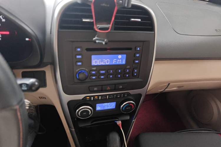 Used Chery Tiggo 3 2014 1.6L CVT ZhiShang Edition Audio And AC Panel