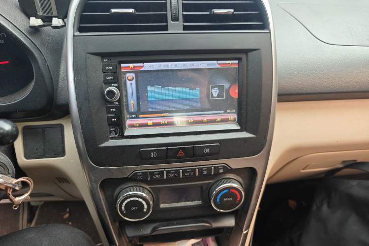 Used Chery Tiggo 3 2014 1.6L Manual Zhishang Edition Audio And AC Panel