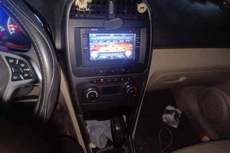 Used Chery Tiggo 3 2014 1.6L CVT ZhiShang Edition Audio And AC Panel