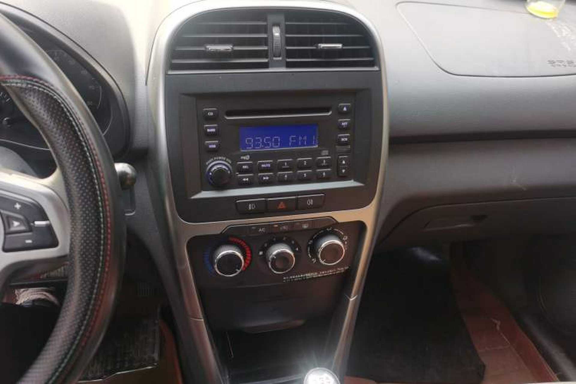 Used Chery Tiggo 3 2014 Magic Edition 1.6L Manual Fashion Version Audio And AC Panel