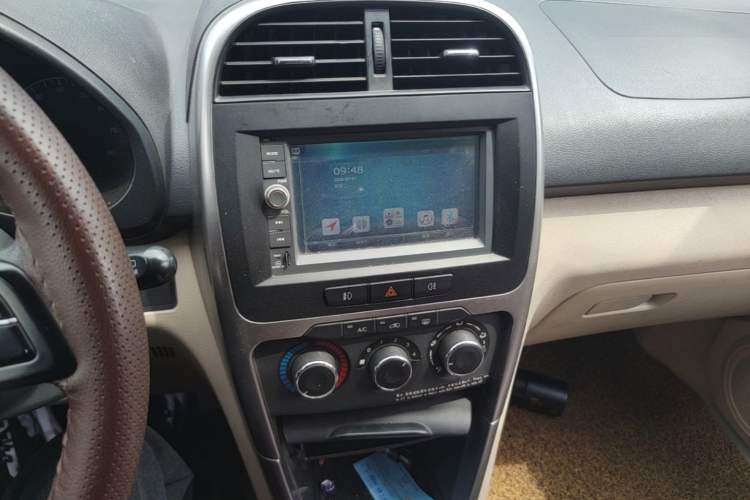 Used Chery Tiggo 3 2014 1.6L Manual Fashion Edition Audio And AC Panel