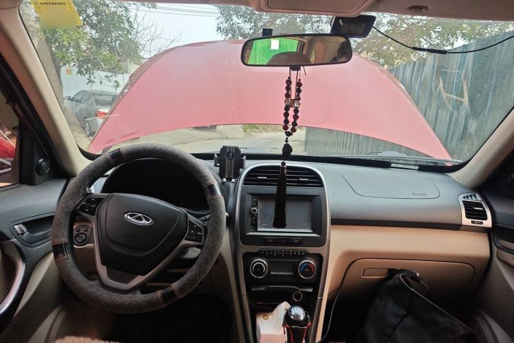 Used Chery Tiggo 3 2014 1.6L Manual Zhishang Edition Center Console