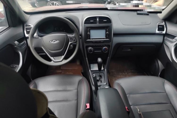 Used Chery Tiggo 3 2014 1.6L CVT ZhiShang Edition Center Console