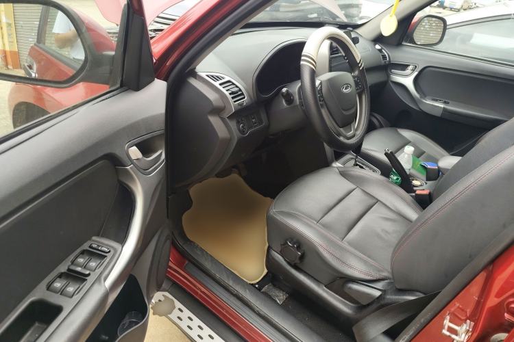 Used Chery Tiggo 3 2014 1.6L CVT ZhiShang Edition Driver Seat