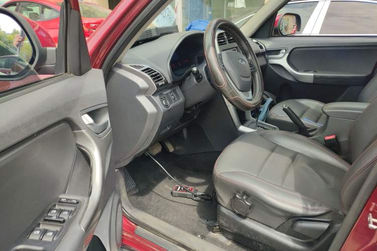 Used Chery Tiggo 3 2014 1.6L CVT ZhiShang Edition Driver Seat