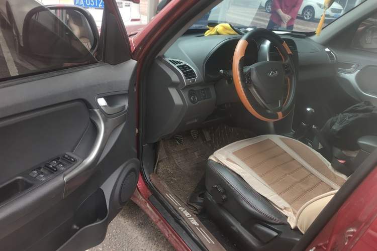 Used Chery Tiggo 3 2014 1.6L Manual Zhishang Edition Driver Seat