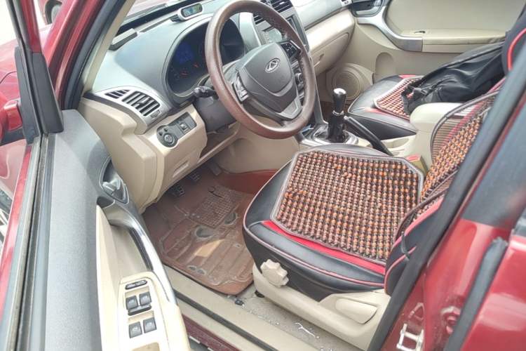 Used Chery Tiggo 3 2014 1.6L Manual Fashion Edition Driver Seat