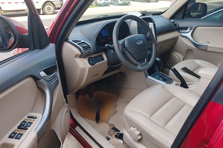Used Chery Tiggo 3 2014 1.6L CVT ZhiShang Edition Driver Seat