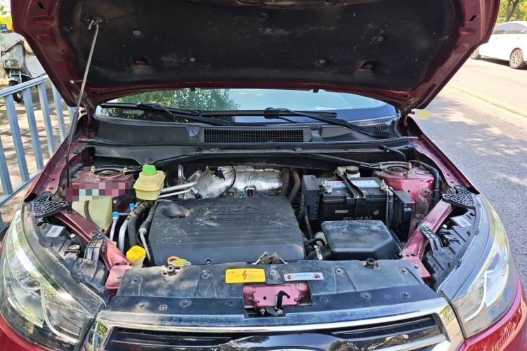 Used Chery Tiggo 3 2014 1.6L CVT ZhiShang Edition Engine Bay