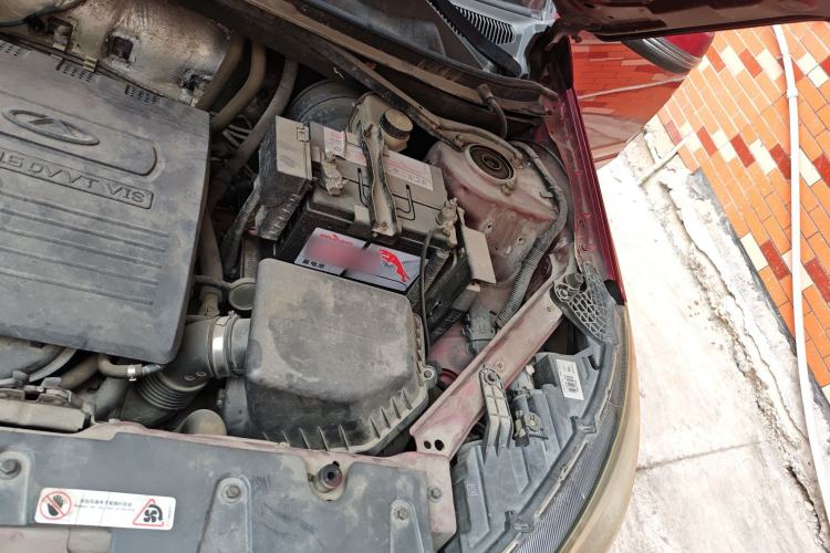 Used Chery Tiggo 3 2014 1.6L CVT ZhiShang Edition Engine Bay Left