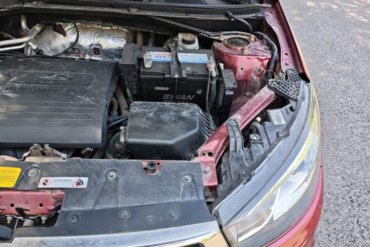 Used Chery Tiggo 3 2014 1.6L CVT ZhiShang Edition Engine Bay Left
