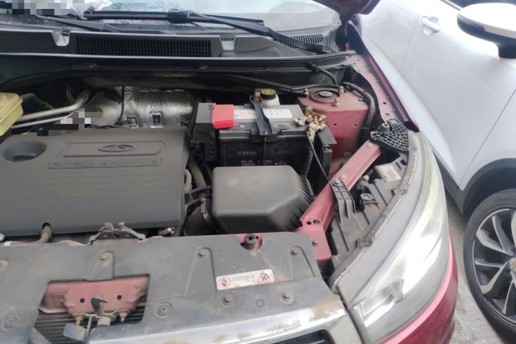Used Chery Tiggo 3 2014 1.6L CVT ZhiShang Edition Engine Bay Left