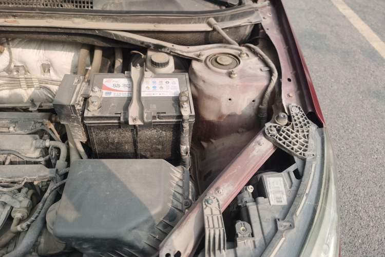 Used Chery Tiggo 3 2014 Magic Edition 1.6L Manual Fashion Version Engine Bay Left