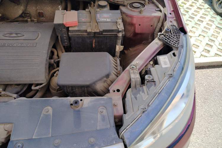 Used Chery Tiggo 3 2014 1.6L Manual Zhishang Edition Engine Bay Left