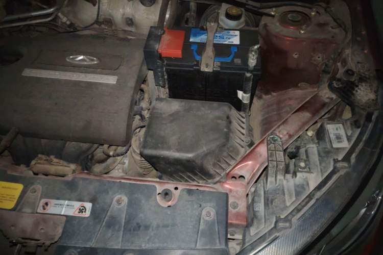 Used Chery Tiggo 3 2014 1.6L Manual Zhishang Edition Engine Bay Left