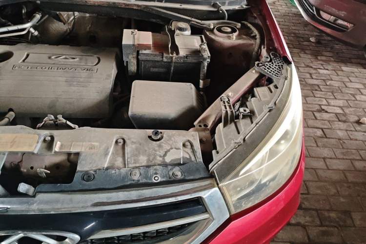 Used Chery Tiggo 3 2014 1.6L Manual Luxury Edition Engine Bay Left