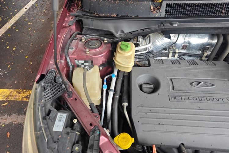 Used Chery Tiggo 3 2014 1.6L CVT ZhiShang Edition Engine Bay Right