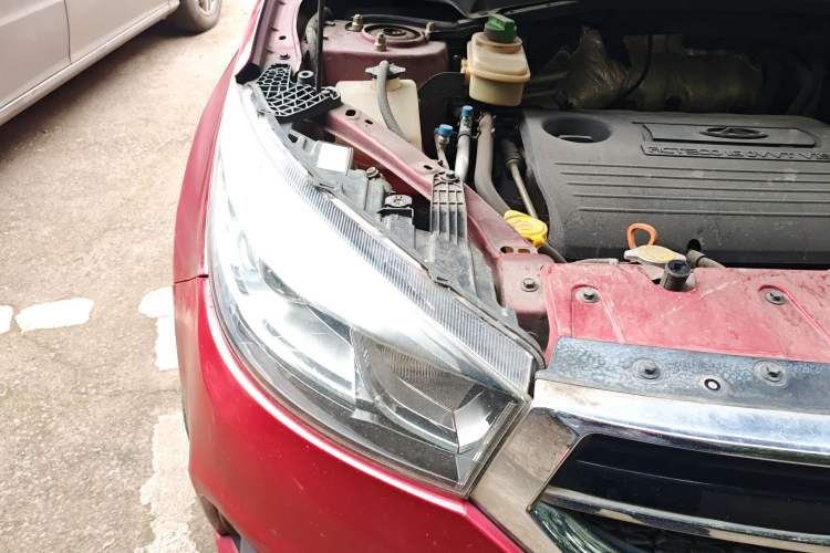 Used Chery Tiggo 3 2014 1.6L Manual Zhishang Edition Engine Bay Right