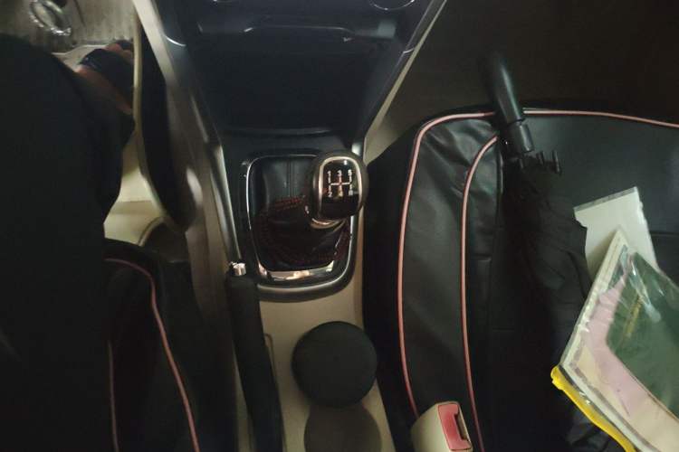 Used Chery Tiggo 3 2014 1.6L Manual Luxury Edition Gear Lever