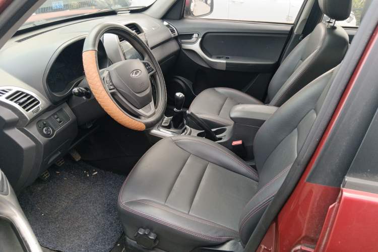 Used Chery Tiggo 3 2014 1.6L Manual Zhishang Edition Left Front Seat