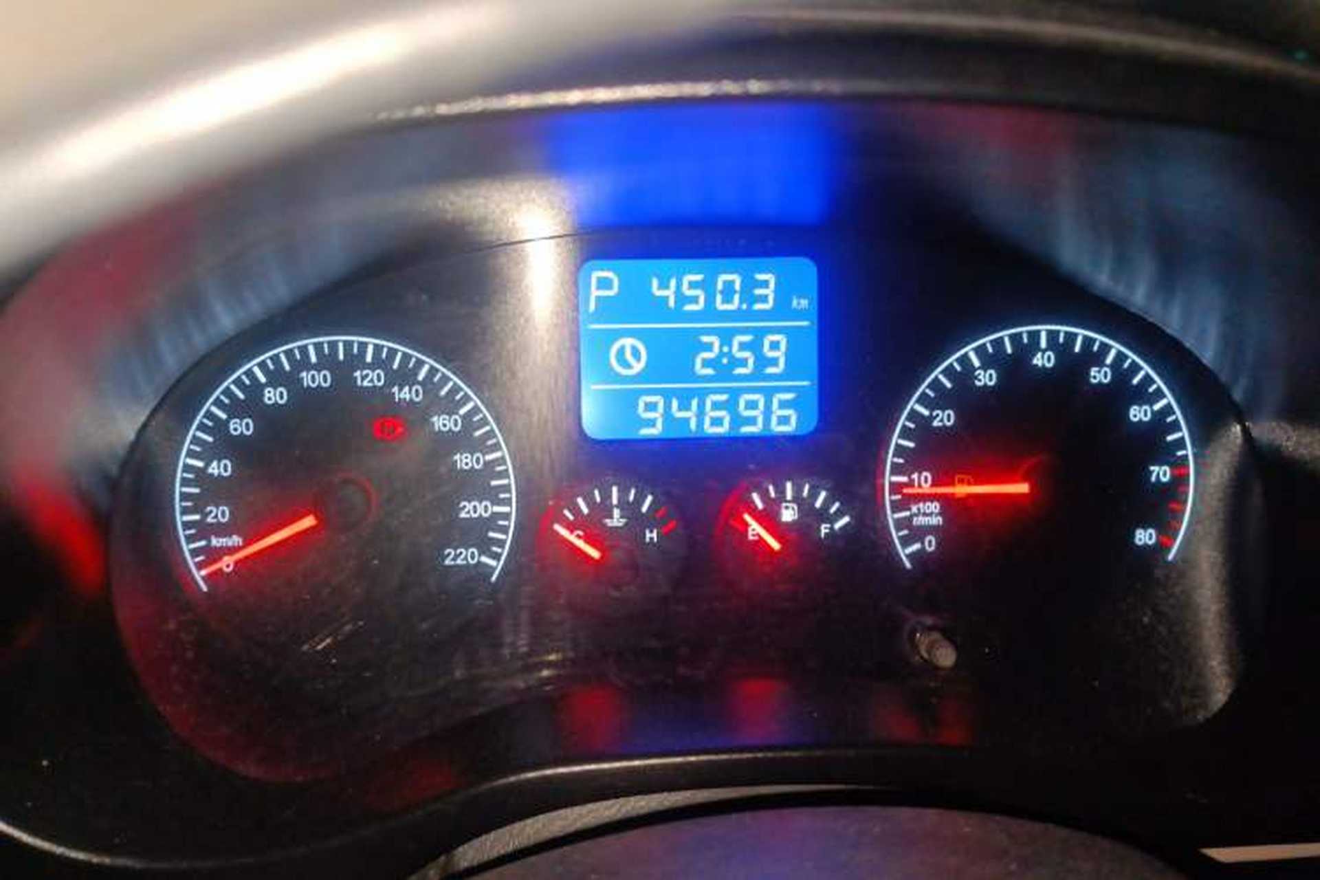 Used Chery Tiggo 3 2014 1.6L CVT ZhiShang Edition Odometer Close Up