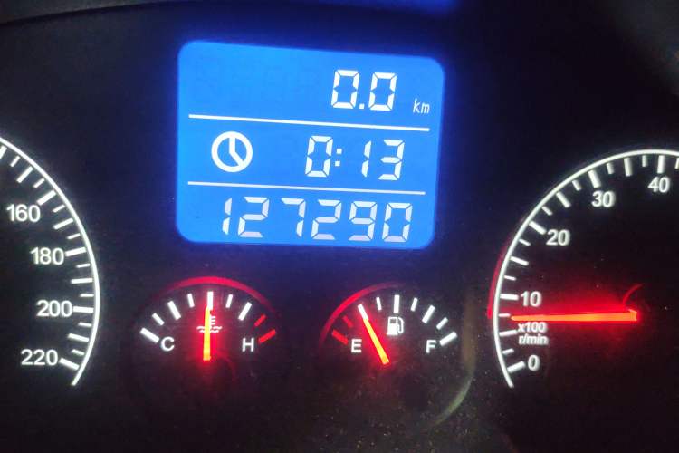 Used Chery Tiggo 3 2014 1.6L Manual Zhishang Edition Odometer Close Up