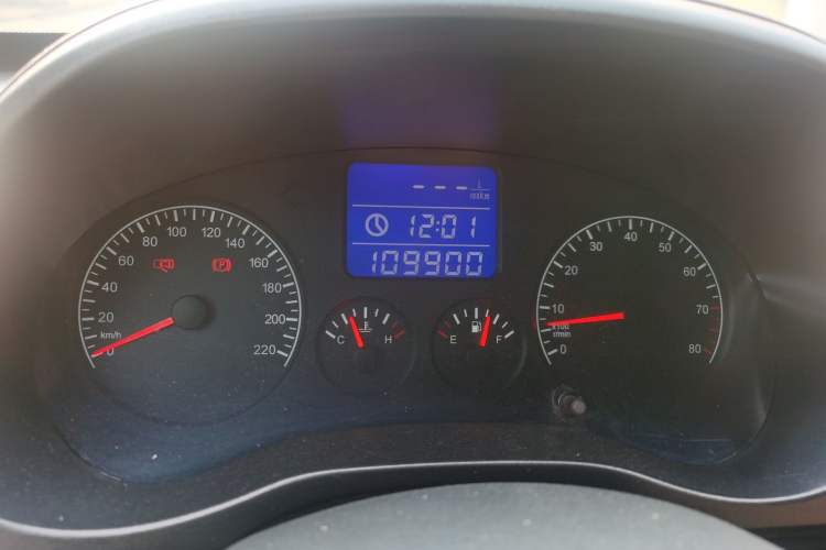 Used Chery Tiggo 3 2014 Magic Edition 1.6L Manual Fashion Version Odometer Close Up