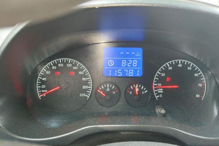 Used Chery Tiggo 3 2014 1.6L Manual Zhishang Edition Odometer Close Up