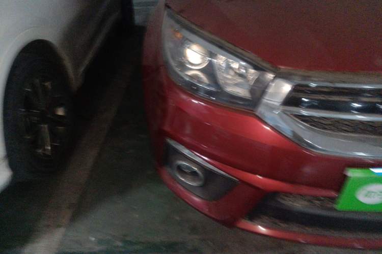 Used Chery Tiggo 3 2014 1.6L CVT ZhiShang Edition Right Front Headlight