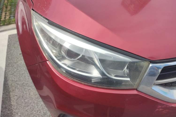 Used Chery Tiggo 3 2014 1.6L Manual Fashion Edition Right Front Headlight