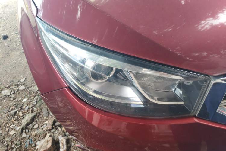 Used Chery Tiggo 3 2014 1.6L Manual Zhishang Edition Right Front Headlight
