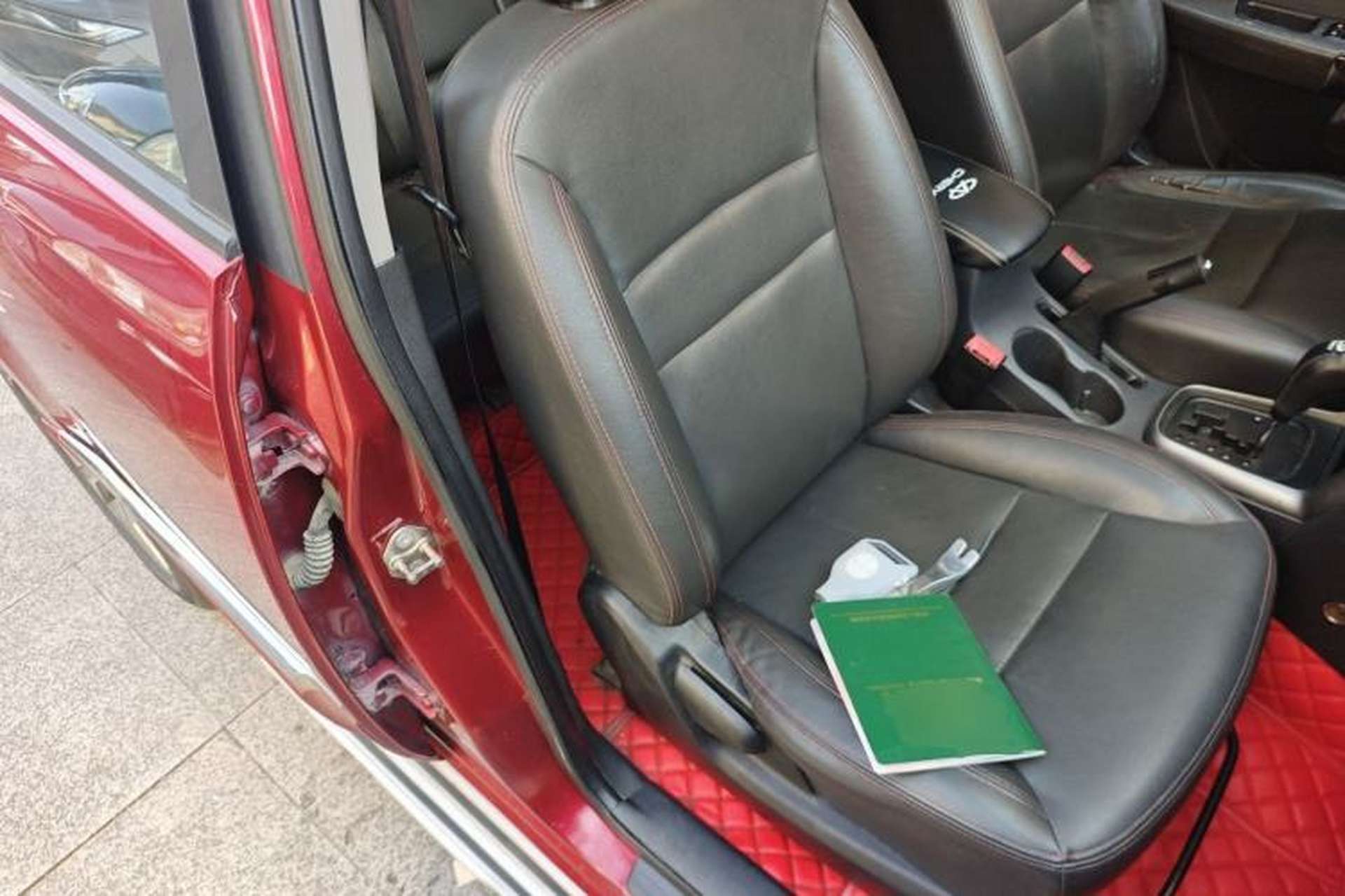 Used Chery Tiggo 3 2014 1.6L CVT ZhiShang Edition Right Front Seat