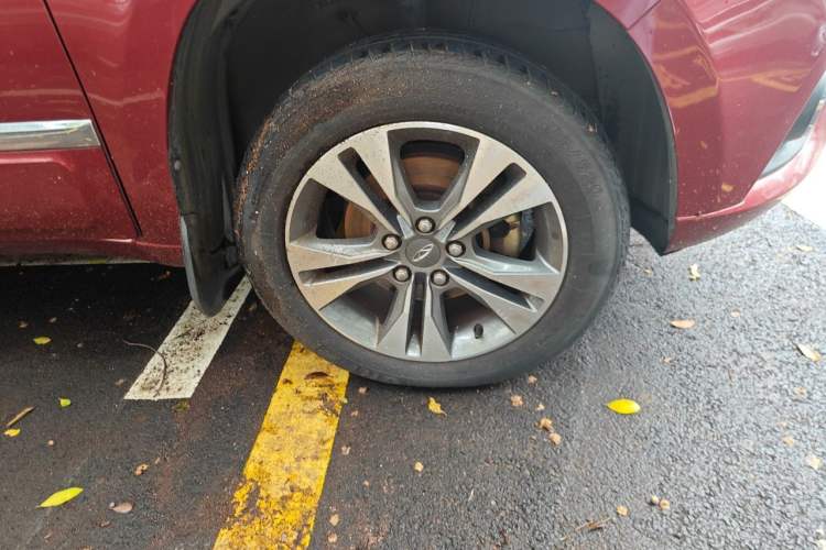 Used Chery Tiggo 3 2014 1.6L CVT ZhiShang Edition Right Front Wheel Hub