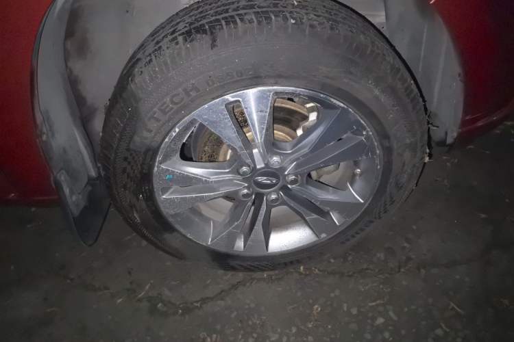 Used Chery Tiggo 3 2014 1.6L Manual Zhishang Edition Right Front Wheel Hub