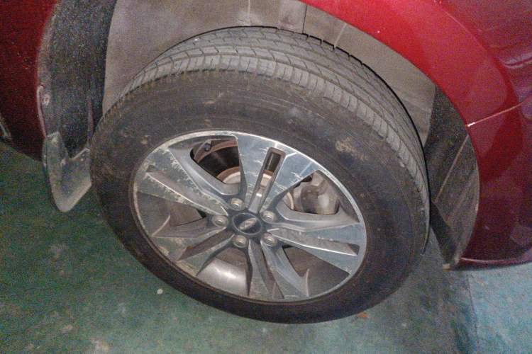 Used Chery Tiggo 3 2014 1.6L CVT ZhiShang Edition Right Front Wheel Hub