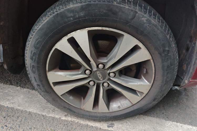 Used Chery Tiggo 3 2014 1.6L Manual Zhishang Edition Right Front Wheel Hub