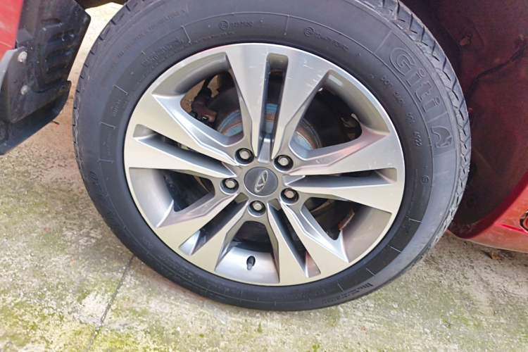 Used Chery Tiggo 3 2014 1.6L CVT ZhiShang Edition Right Rear Wheel Hub