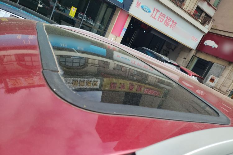 Used Chery Tiggo 3 2014 1.6L CVT ZhiShang Edition Roof