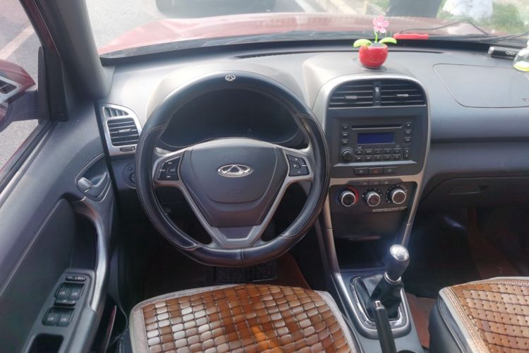 Used Chery Tiggo 3 2014 Magic Edition 1.6L Manual Fashion Version Steering Wheel