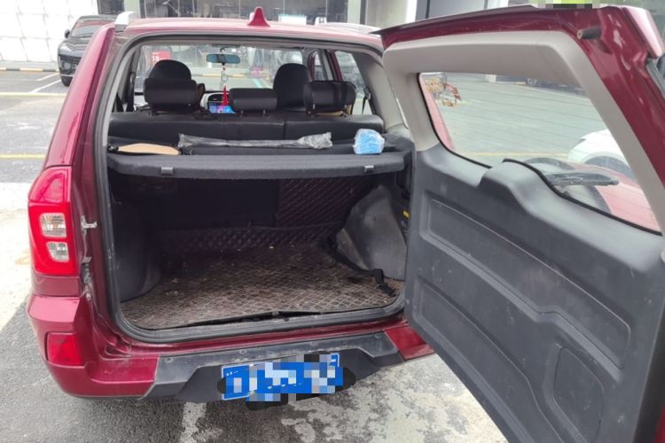 Used Chery Tiggo 3 2014 1.6L Manual Zhishang Edition Trunk
