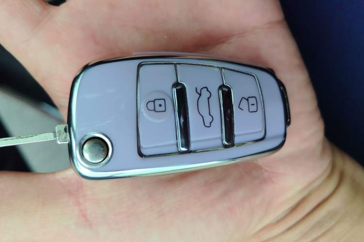 Used Chery Tiggo 3 2014 1.6L CVT Fashion Edition Vehicle Key