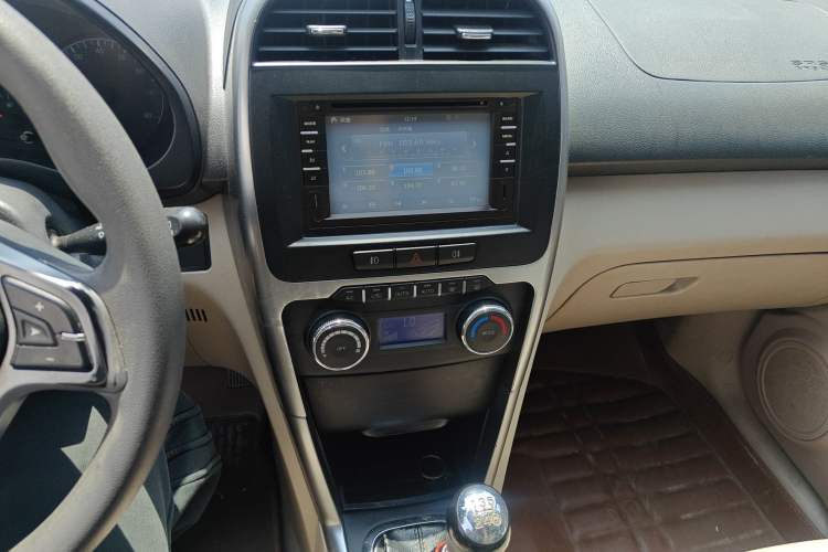 Used Chery Tiggo 3 2014 1.6L Manual Zhishang Edition Audio And AC Panel